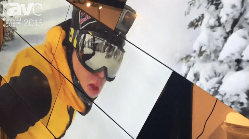  Mur vidéo artistique présentant un skieur